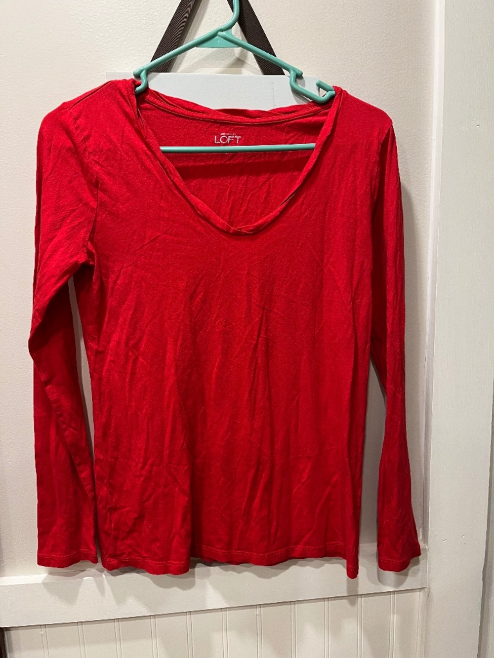 LOFT long sleeve scoop neck medium